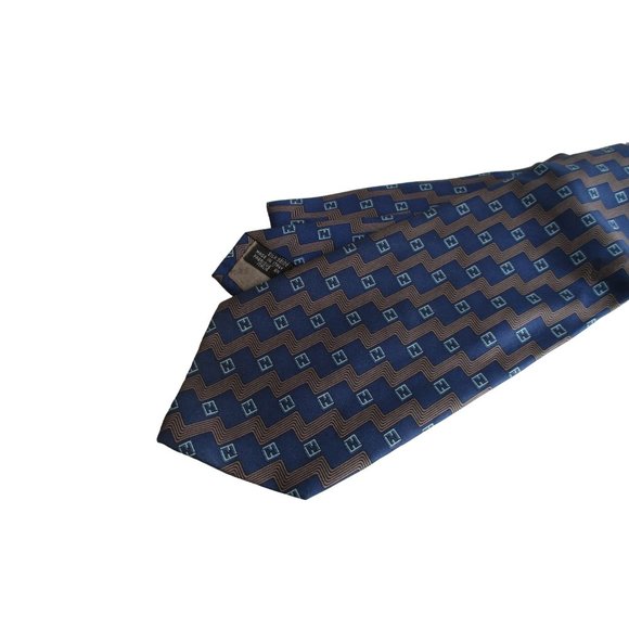 FENDI Navy and Gold Logo 100% Silk Necktie Cravatte - Made in Italy - Picture 3 of 6